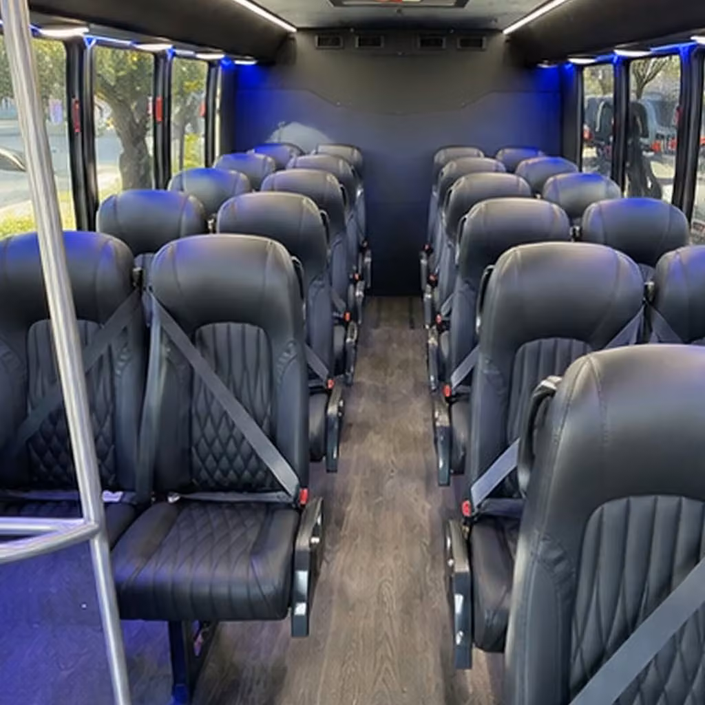 akron 25 passenger minibus rental