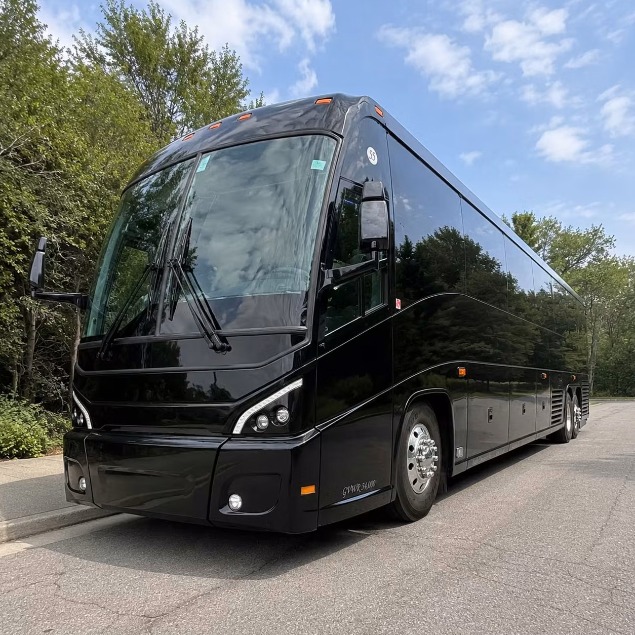 shuttle buses for ohio national guard reserve units based near akron